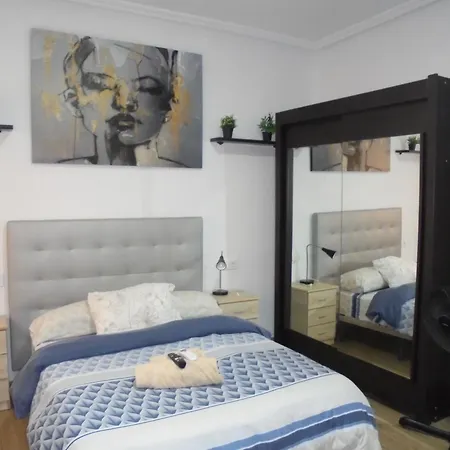 Apartamento Cerca Del Auditorio De Alicante * 阿利坎特